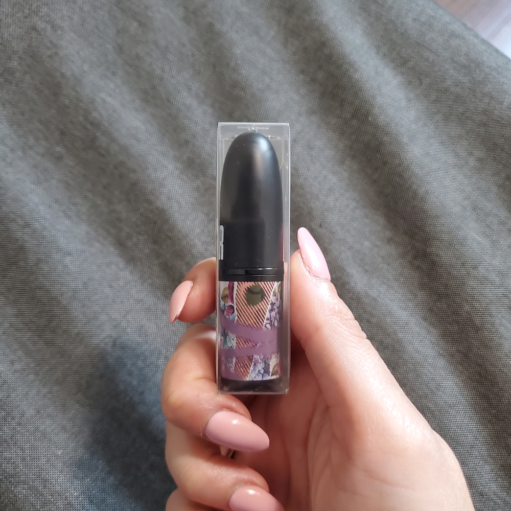 NEW MAC Cosmetics Ruby Woo Matte Red Lipstick